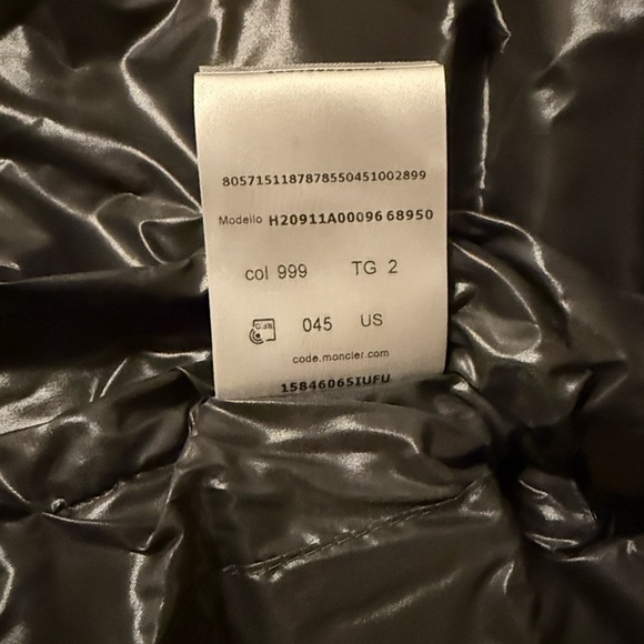 Moncler Tibb Nylon Down Vest - Shiny Black - Size 2 (Medium Men’s) - Picture 5 of 8